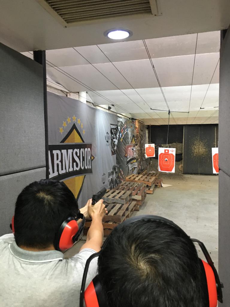 宿务旅游之真枪实弹打枪射击打靶shooting，菲同凡想系列之二十三